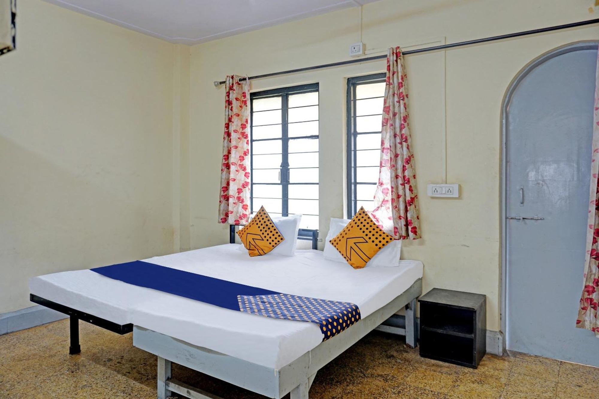 Spot On Hotel Prakash Residency, Near Hanuman Gym Ajmera Colony, Pimpri Exterior photo